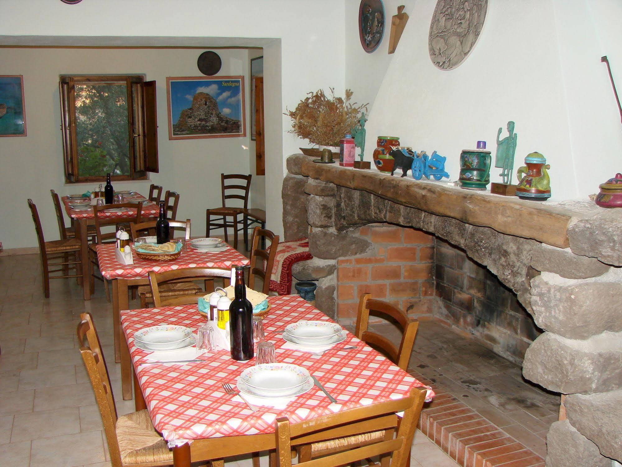 Agriturismo Su Tiresi Cala Gonone Ngoại thất bức ảnh
